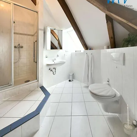 Апартаменты Weisses Roessl Schwalbennest Остзебад Бинц