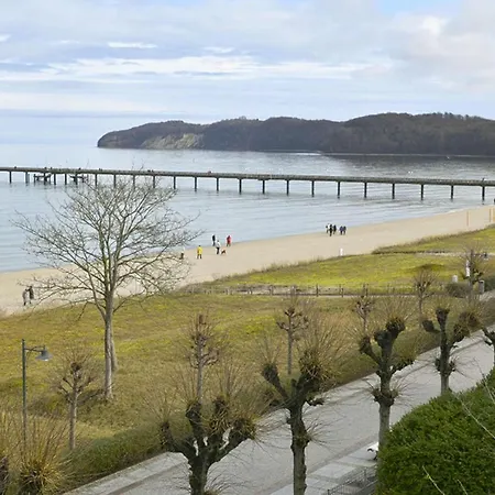 Weisses Roessl Schwalbennest